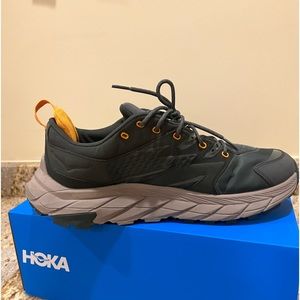 Men’s Hoka Anacapa low GTX waterproof trail shoe size 10D. Never worn